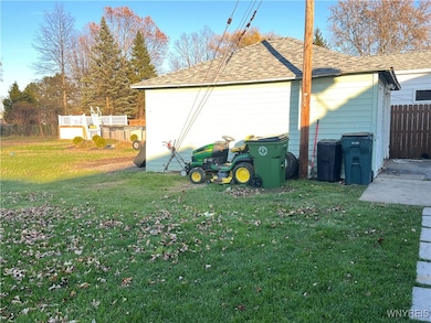 2461 Sylvan Place, Niagara Falls, NY 14304 - photo 5