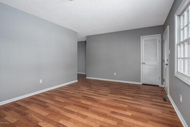 Living Room 4