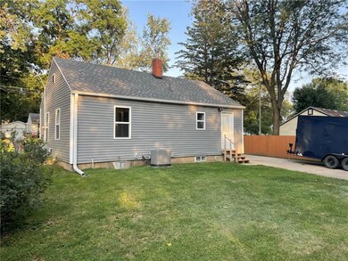 1028 68th St, Windsor Heights, IA 50324 - photo 2