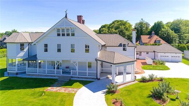 94 Central St, Narragansett, RI 02882 - photo 2