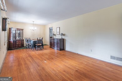 5655 Campbellton Rd SW, Atlanta, GA 30331 - photo 5