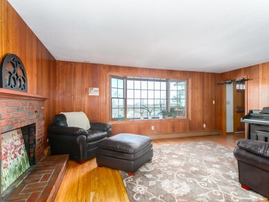 77 Pepperell Rd, Hollis, NH 03049 - photo 7