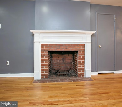 1811 Carson Dr, Norristown, PA 19403 - photo 4