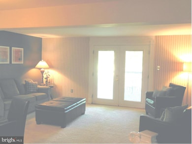 10 Hapsburg Ct, Parkville, MD 21234 - photo 3