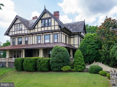 328 Prospect St, Reading, PA 19606 - photo 2