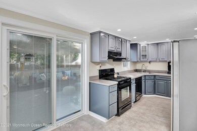 09-Kitchen