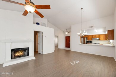 8884 S Drea Ln, Tempe, AZ 85284 - photo 3