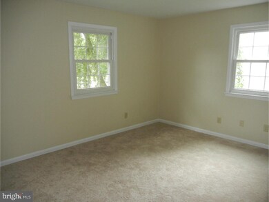 322 S 10th St, Quakertown, PA 18951 - photo 4