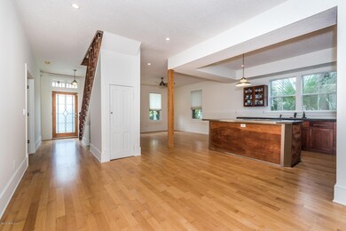 104 Lincoln St, Saint Augustine, FL 32084 - photo 5