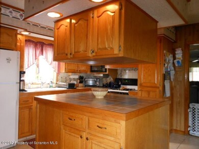 129 Townsend Ave, Swoyersville, PA 18704 - photo 7