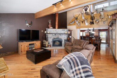 3016_wildridge_b_living_4