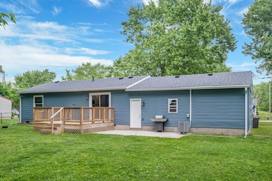 7-web-or-mls-2925 Craven Dr-107