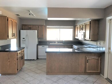 7327 S Willow Dr, Tempe, AZ 85283 - photo 3