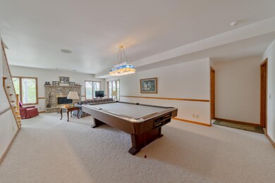 10524 Range Line Rd--12
