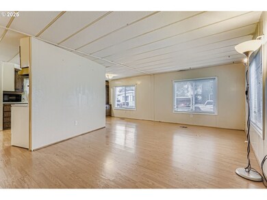 13531 Clairmont Way unit 97, Oregoncity, OR 97045 - photo 4