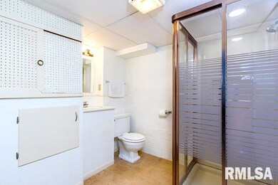 1740 Monterey Ct, Bettendorf, IA 52722 - photo 6