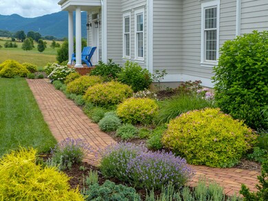 195 Henry Hill Dr, Fairfield, VA 24435 - photo 4