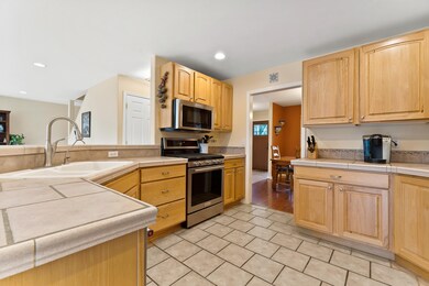 Open Kitchen