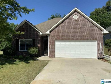5104 Cantebury Ct, Center Point, AL 35215 - photo 2