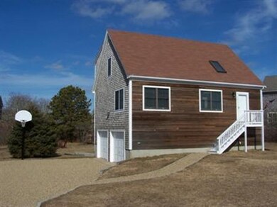 24 Sparrow Ln, Edgartown, MA 02539 - photo 2