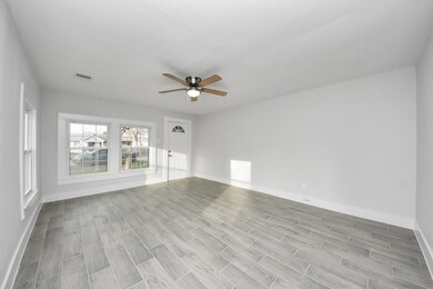 2508 Melbourne St, Houston, TX 77026 - photo 3