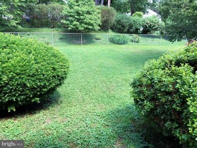 38 Laubert Rd, Conshohocken, PA 19428 - photo 2