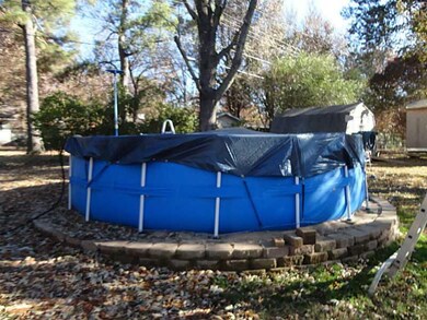 Swimming Pool/Hot Tub/Sauna. SALT WATER POOL