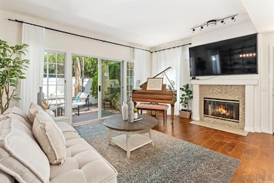 8619 Via Mallorca unit C, La Jolla, CA 92037 - photo 7