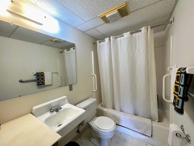 Bath main full bath