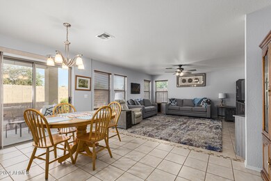 9487 N 81st Dr, Peoria, AZ 85345 - photo 4