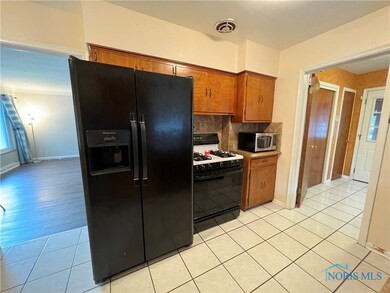 5322 Douglas Rd, Toledo, OH 43613 - photo 6