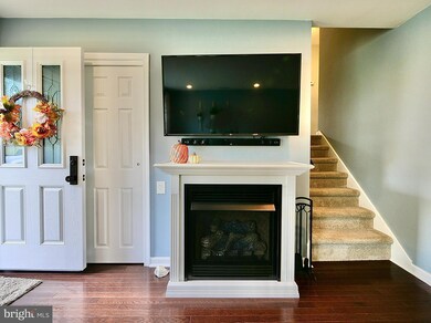 1057 Georgetown Rd, Swarthmore, PA 19081 - photo 5