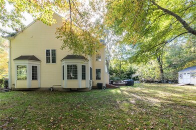 47 Fieldstone Ln, Saunderstown, RI 02874 - photo 5