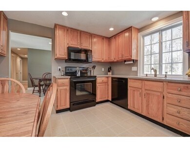 16 Hazeltine Rd, Upton, MA 01568 - photo 5