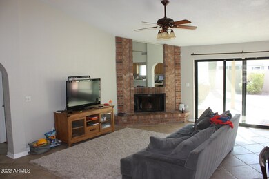 Interior 4