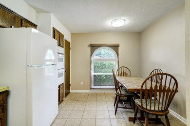 7327 Strawbridge Ln, Houston, TX 77040 - photo 7