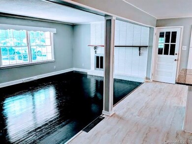 205 N Greenbriar Rd, Statesville, NC 28625 - photo 5