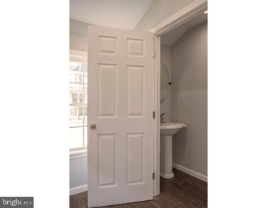 914 E Pleasant St, Glenside, PA 19038 - photo 4