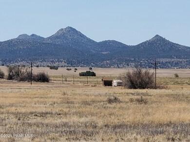 149a W Harvest Way, Paulden, AZ 86334 - photo 2