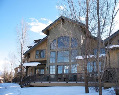 Back of Townhome overlooking River