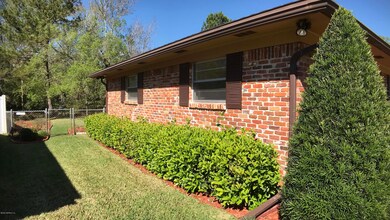 7075 Hanson Dr N, Jacksonville, FL 32210 - photo 5