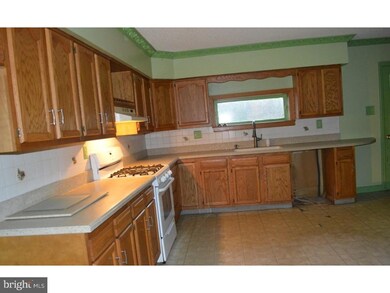 114 Sunnyhill Ave, Franklinville, NJ 08322 - photo 2