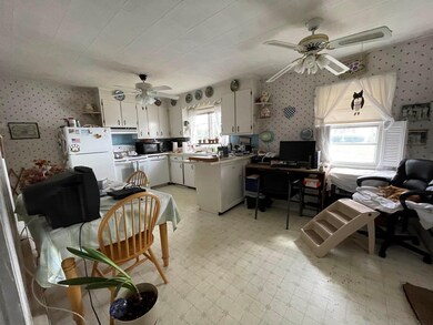 1 Perry Ln, Rutland, VT 05701 - photo 4