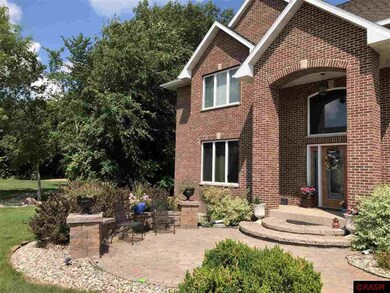 43 Deerwood Ct, North Mankato, MN 56003 - photo 2