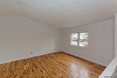 116 Hampton Ave, Rensselaer, NY 12144 - photo 4