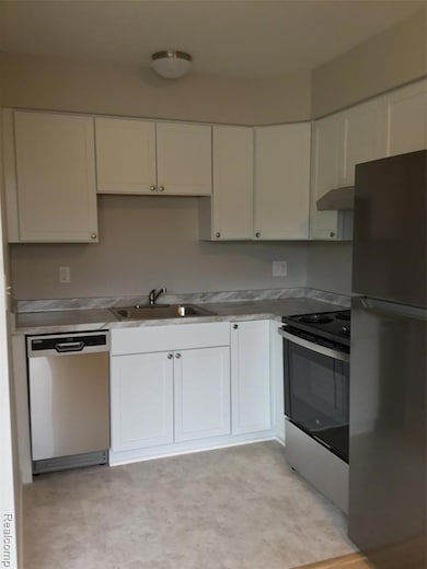 4820 Briarwood Ave unit 4, Royal Oak, MI 48073 - photo 4