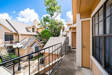 2300 Old Spanish Trail unit 2063, Houston, TX 77054 - photo 2