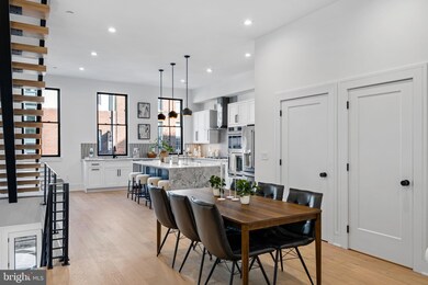 252 N 2nd St, Philadelphia, PA 19106 - photo 6