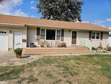 310 11th St N, Humboldt, IA 50548 - photo 2