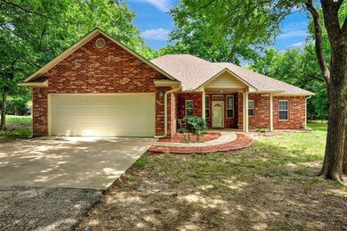 8232 Texas 11, Whitewright, TX 75491 - photo 2